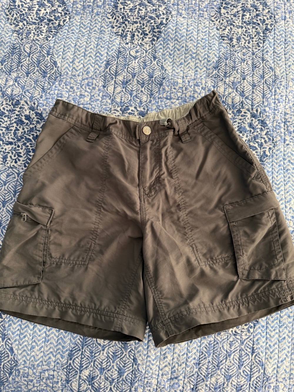 Rei Women’s Cargo Shorts -4 petite
